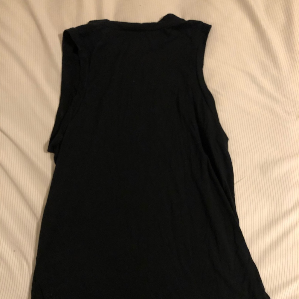 Workout Tank - Picture 4 of 4